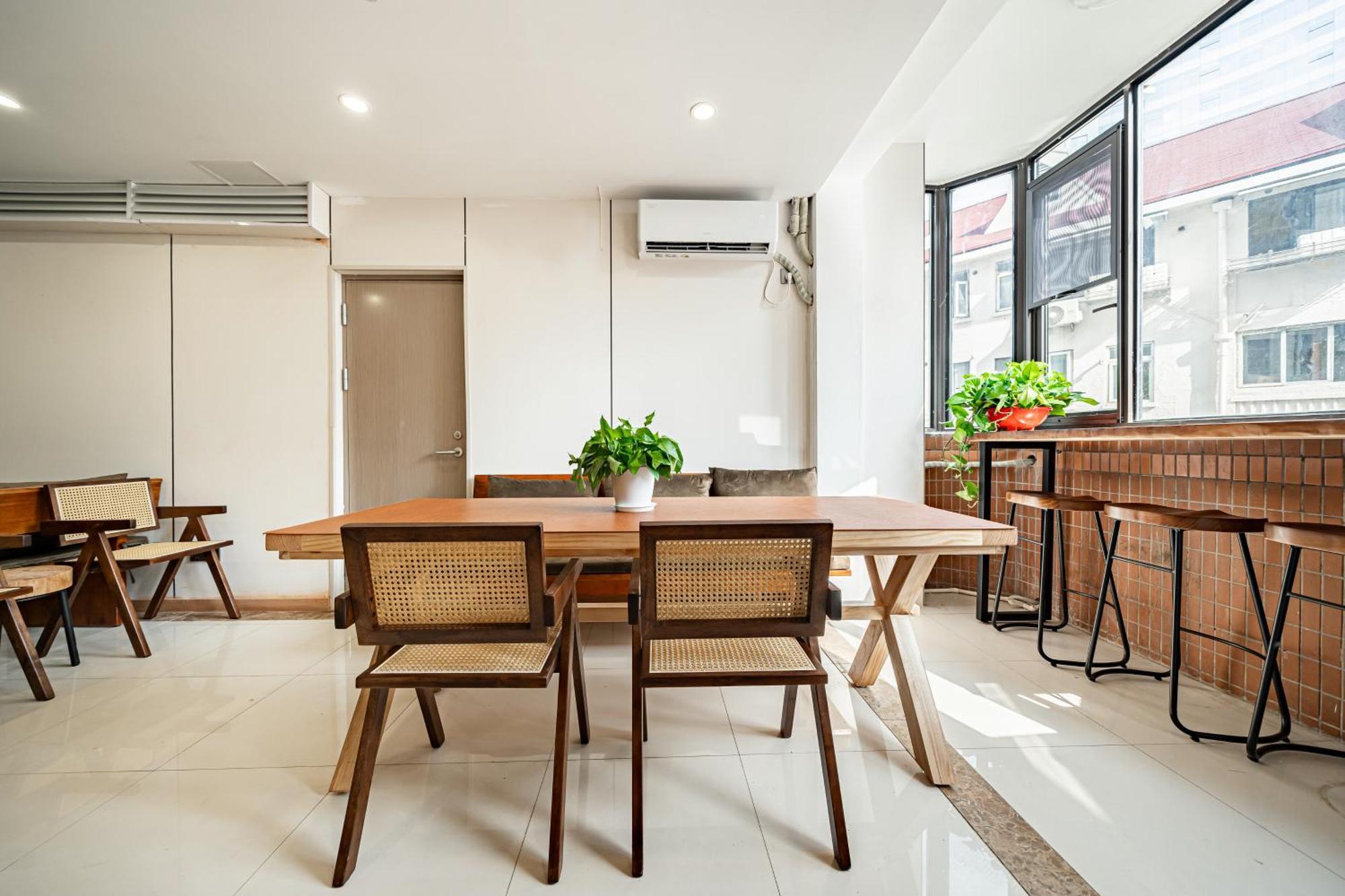 Denpa - The Bund East Nanjing Road Hotel 2*